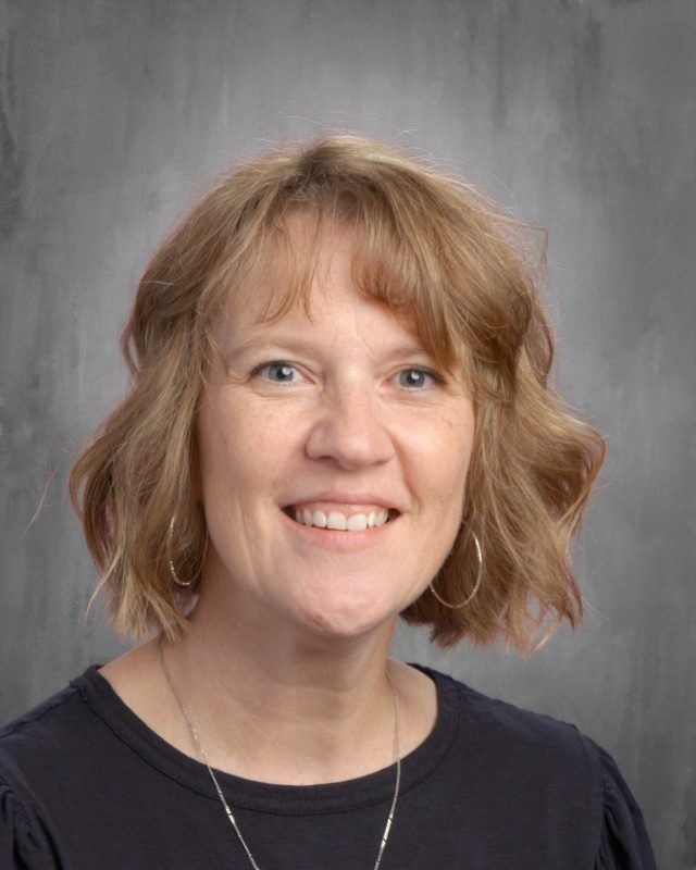 Headshot of Sue Kraakevik