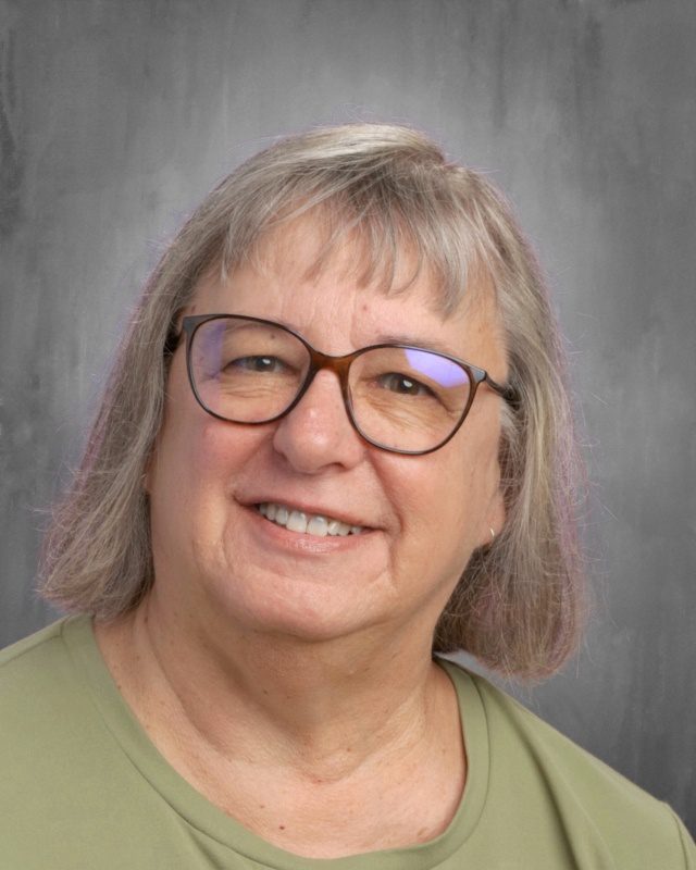 Headshot of Debbie McRobert