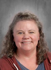 018_Larson_Mrs._Devyn_01