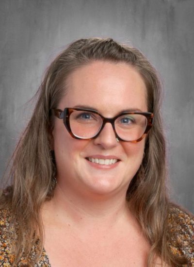 Headshot of Stephanie Gudekunst