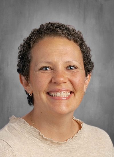 039_Bond_Ms._Stacey_01